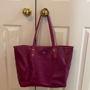 Coach purple tote bag